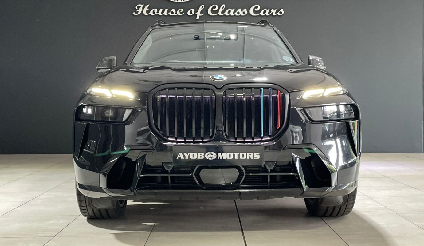 2023 BMW X7