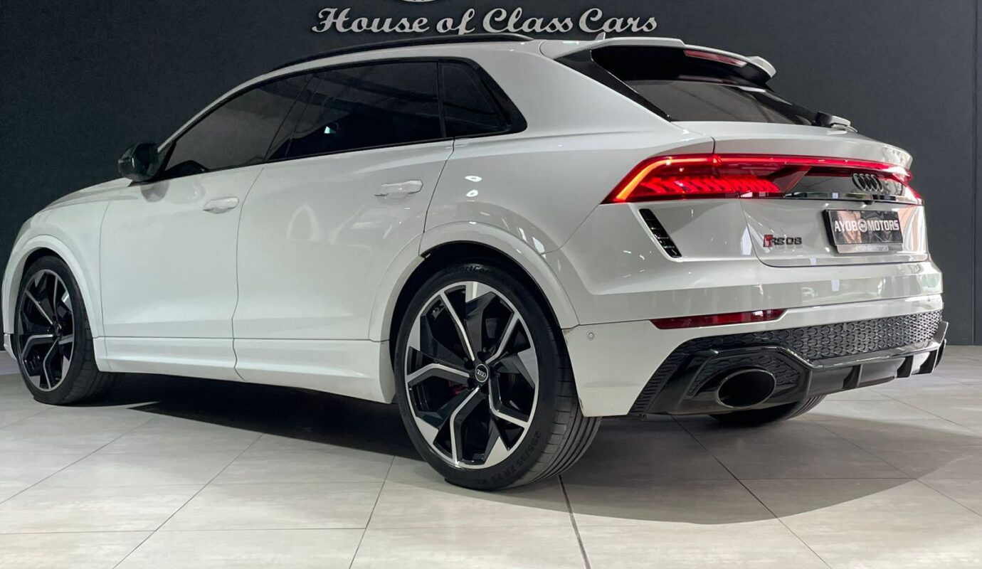 2021 AUDI RSQ8 - Ayob Motors